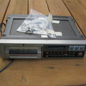 General Electric Spacemaker Cassette Radio Under Cabinet Mount
